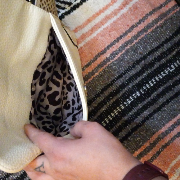 Jessica Simpson small purse - Picture 6 of 7